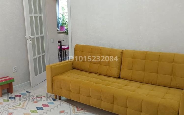 1-комнатная квартира · 30 м² · 2/4 этаж, мкр Кокжиек 58а за 150 000 ₸ в Алматы, Жетысуский р-н — фото 2