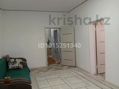 3-бөлмелі пәтер · 72 м² · 2/2 қабат, Макатаева 36, бағасы: 18 млн ₸ в Шамалгане