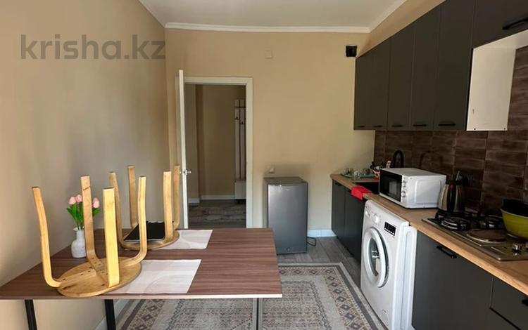 1-комнатная квартира · 40 м² · 3/6 этаж, Жунисова за 200 000 ₸ в Алматы, Наурызбайский р-н — фото 2