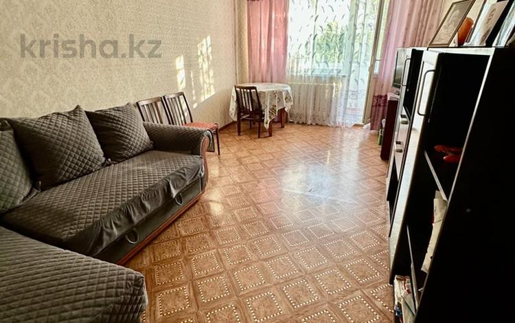 2-бөлмелі пәтер · 52 м² · 4/9 қабат, мкр Юго-Восток, Пр. Строителей 1 — Рядом рынок Арай, бағасы: 19.5 млн ₸ в Караганде, Казыбек би р-н — фото 2
