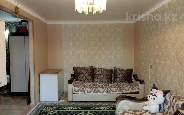 2-бөлмелі пәтер · 46.7 м² · 3/5 қабат, Сакена Сейфулина 30, бағасы: 9 млн ₸ в Абае — фото 5