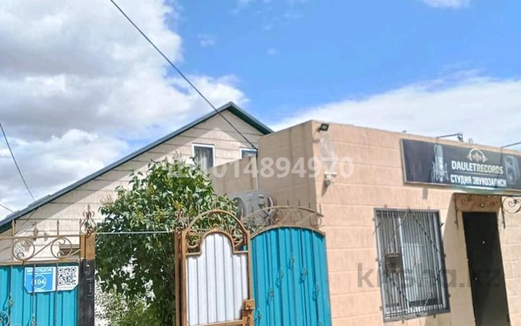 Жеке үй · 4 бөлме · 197 м² · 8 жүзд., Мясоедов 104 — 11 мкр, бағасы: 50 млн ₸ в Актобе — фото 19