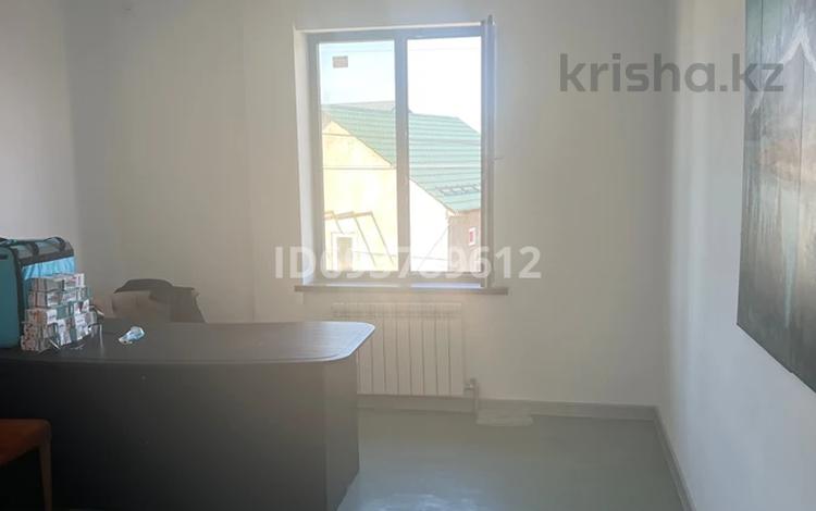 Офисы · 18 м² за 110 000 ₸ в Алматы, Турксибский р-н — фото 2