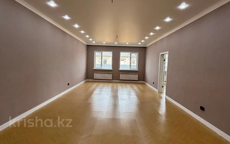 Отдельный дом · 6 комнат · 217.9 м² · 10 сот., жилой массив Жанаконыс-2, Жанаконыс 1023 за 54.9 млн ₸ в Актобе — фото 39