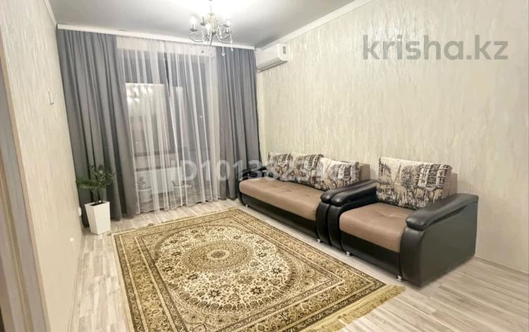 1-комнатная квартира · 45 м² · 2/6 этаж, мкр Юго-Восток, Мкр Юго-Восток, мкр Степной 3 2/3 — Старой корзины-Турист за 250 000 ₸ в Караганде, Казыбек би р-н — фото 2