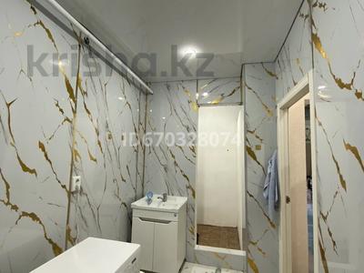 Отдельный дом · 6 комнат · 200 м² · 10 сот., 22-й жилой район 12 — Кошкарбаева 12 за 43 млн 〒 в Усть-Каменогорске