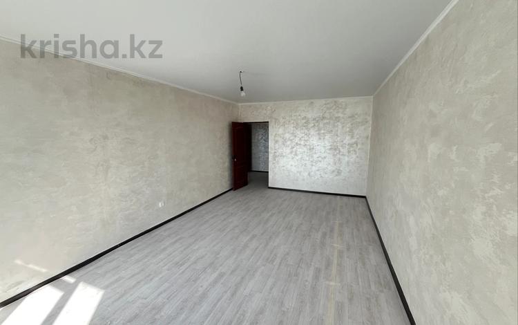 1-комнатная квартира · 54.5 м² · 8/9 этаж, мкр Кокжиек, Жолымбет 42/5 за 23.5 млн ₸ в Алматы, Жетысуский р-н — фото 4