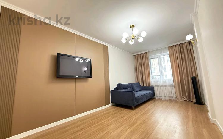 1-комнатная квартира · 40 м² · 9/12 этаж, Абикен Бектуров 3\2 за 280 000 ₸ в Астане, Есильский р-н — фото 2