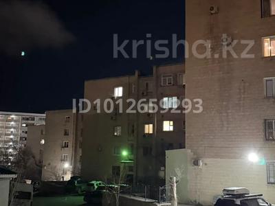 4-бөлмелі пәтер · 95 м² · 5/5 қабат, 14-й мкр 25, бағасы: 35 млн ₸ в Актау
