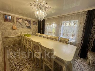 Жеке үй • 5 бөлмелер • 250 м² • 8 сот., Коктем 22 — Сырзавод, бағасы: 15 млн 〒 в Бауыржан Момышулы