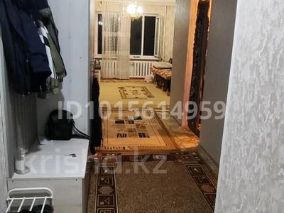 3-бөлмелі пәтер · 55.5 м² · 4/5 қабат, Таха Хусейна 2/2 — Аман Ташенова, бағасы: 23 млн ₸ в Астане, р-н Байконур