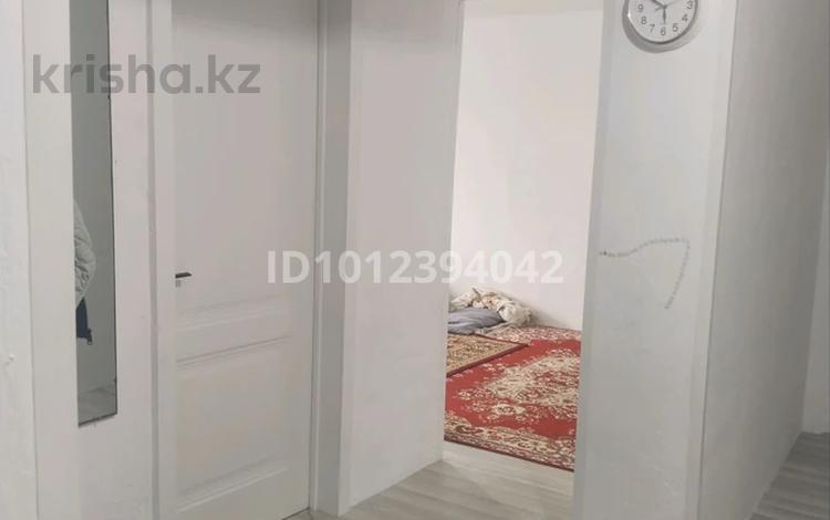 3-бөлмелі пәтер · 70 м² · 3/5 қабат, Алдабергенова- Ракишева 68 — За рестораном Айкуним, бағасы: 28 млн ₸ в Талдыкоргане, мкр Жастар — фото 2