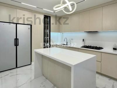 3-бөлмелі пәтер · 109.3 м² · 3/9 қабат, Нұрсая ш/а., Абулхаирхана+Кладовка.Торг 63/1, бағасы: 82 млн ₸ в Атырау, мкр Нурсая