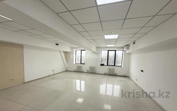 Кеңселер · 42 м², бағасы: 441 000 ₸ в Алматы, Бостандыкский р-н — фото 10