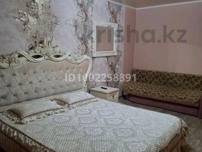 1-комнатная квартира · 34 м² · 1/5 этаж, Мухит 134 — Район КазИИТУ (возле ж/д вокзал),"Дом Быта"(возле маг."Орал " по ул.Ку за 10 000 ₸ в Уральске, мкр Школьник