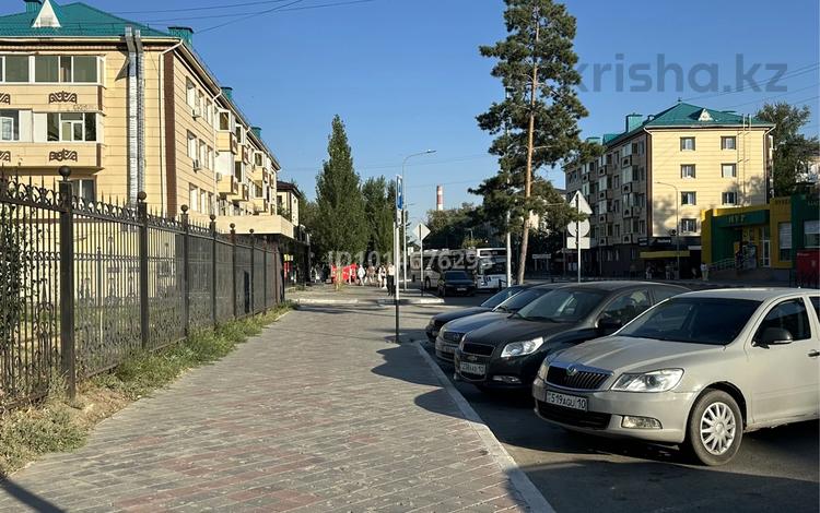 3-бөлмелі пәтер · 41 м² · 2/4 қабат, Аль - фараби 142, бағасы: 18.5 млн ₸ в Костанае — фото 2