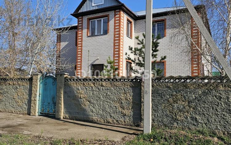 Жеке үй · 7 бөлме · 418 м² · 10 сот., Валиханова 1, бағасы: 75 млн 〒 в Косшы — фото 2