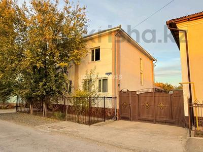 Жеке үй · 7 бөлме · 300 м² · 10 жүзд., Аттила 6 — Арай сити, бағасы: 75 млн ₸ в 