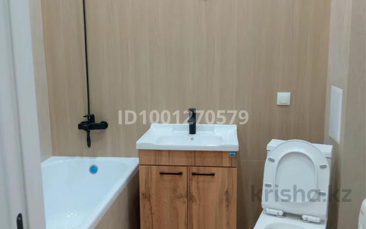 1-комнатная квартира · 38 м² · 5/12 этаж, Чингиза Айтматова 77/9 77/9 за 190 000 ₸ в Астане, Нура р-н — фото 3