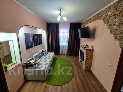 Аренда квартир по часам в Абай обл.: 1-комнатная квартира · 34 м² · 2 этаж, улица Момышулы — Кабанбай батыра за 2 000 〒 1-комнатная квартира · 34 м² · 2 этаж, улица Момышулы — Кабанбай батыра за 2 000 〒 в Семее