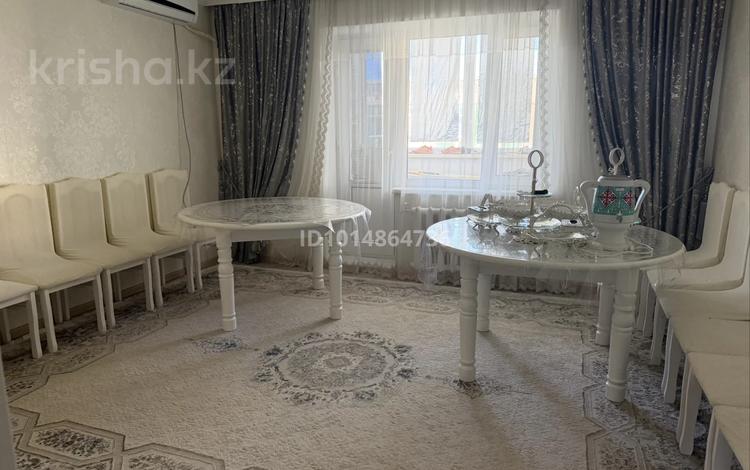 3-комнатная квартира · 71 м² · 5/5 этаж, Есенберлина 59 за 23 млн ₸ в Жезказгане — фото 2
