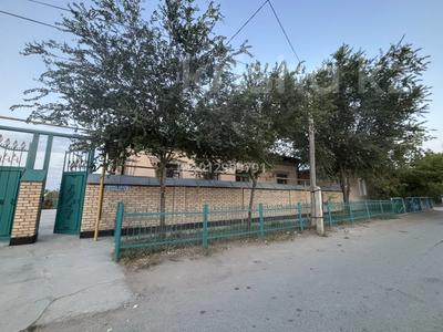 Жеке үй · 6 бөлме · 270 м² · 20 жүзд., Ешнияз сал 28, бағасы: 32 млн ₸ в 