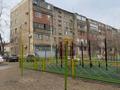 3-комнатная квартира · 60 м² · 5/5 этаж, Ауезов 5А — На против здания ДВД за 120 000 〒 в 