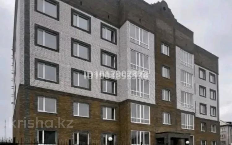 2-комнатная квартира · 44 м² · 3/5 этаж, Челюскинцев — 342 квартал за 260 000 ₸ в Семее — фото 2