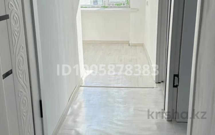 2-комнатная квартира · 40.7 м² · 8/9 этаж, Асан тайманова 221/1 за 8 млн 〒 в Уральске — фото 2