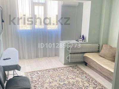 1-бөлмелі пәтер · 40 м² · 5 қабат, 11-й мкр 8, бағасы: 10 000 ₸ в Актау