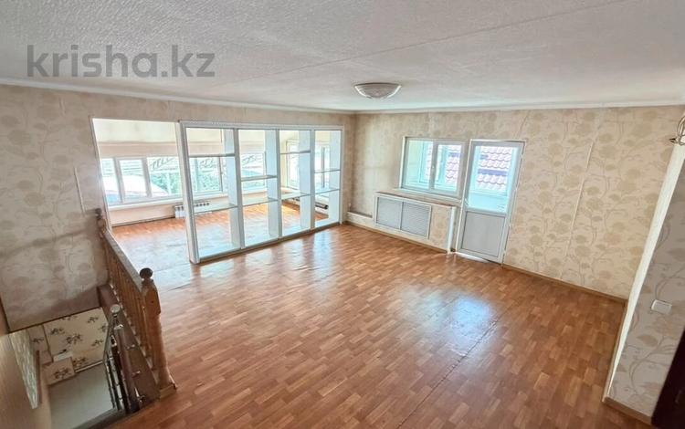 Жеке үй · 13 бөлме · 400 м² · 6 жүзд., Бенберина 145, бағасы: 70 млн ₸ в Алматы, Алатауский р-н — фото 3
