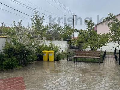 Отдельный дом · 6 комнат · 500 м² · 10 сот., 30-й мкр 46 за 210 млн ₸ в Актау