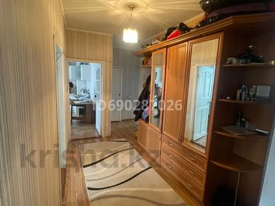 3-бөлмелі пәтер · 80 м² · 9/10 қабат, мкр Юго-Восток, Шахтеров 74, бағасы: 250 000 ₸ в Караганде, Казыбек би р-н