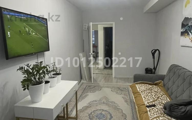 2-бөлмелі пәтер · 42 м² · 5/5 қабат, мкр Коккайнар, аркалык 79 — саялы-2, бағасы: 22 млн ₸ в Алматы, Алатауский р-н — фото 2