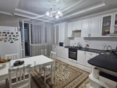 3-комнатная квартира · 102 м² · 2/5 этаж, мкр. Алтын орда, Тауелсиздик за 39 млн 〒 в Актобе
