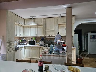 Жеке үй · 4 бөлме · 120 м² · 10 жүзд., Өжет ш/а. 19, бағасы: 85 млн ₸ в Алматы, Алатауский р-н