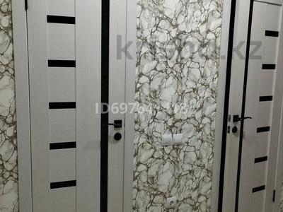 3-бөлмелі пәтер · 70 м² · 2/5 қабат, мкр Центральный мкр — За гостиницей Ак Жаик, бағасы: 28 млн ₸ в Атырау