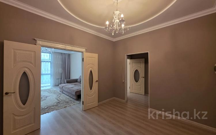 2-комнатная квартира · 105 м² · 5/7 этаж, Мангилик Ел 28 за 420 000 ₸ в Астане — фото 10