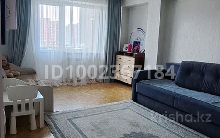 1-комнатная квартира · 44.3 м² · 7/9 этаж, Пр.Есенберлина 2/2 за 18.3 млн ₸ в Усть-Каменогорске, Ульбинский — фото 2