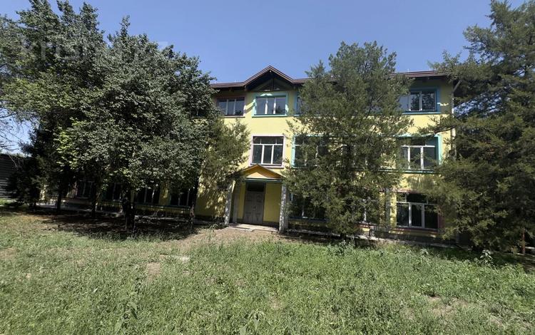 Кеңселер, монша, қонақ үй және демалыс орындары, медорталықтар мен дәріханалар, білім орталықтары, ойын-сауық · 5000 м², бағасы: 8 млн ₸ в Алматы, Наурызбайский р-н — фото 2