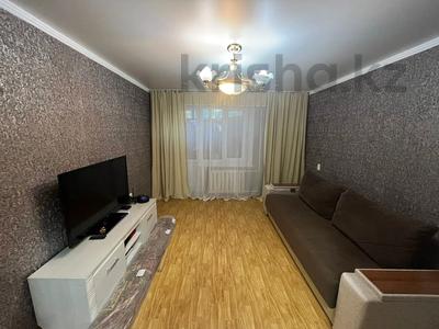 3-бөлмелі пәтер · 56.9 м² · 3/5 қабат, ул. Мухамеджана Тынышпаева 139, бағасы: 30 млн ₸ в Усть-Каменогорске, Ульбинский
