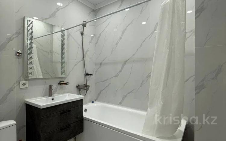 3-комнатная квартира · 72 м² · 9/10 этаж, Аймауытова 15 за 38.5 млн ₸ в  — фото 2