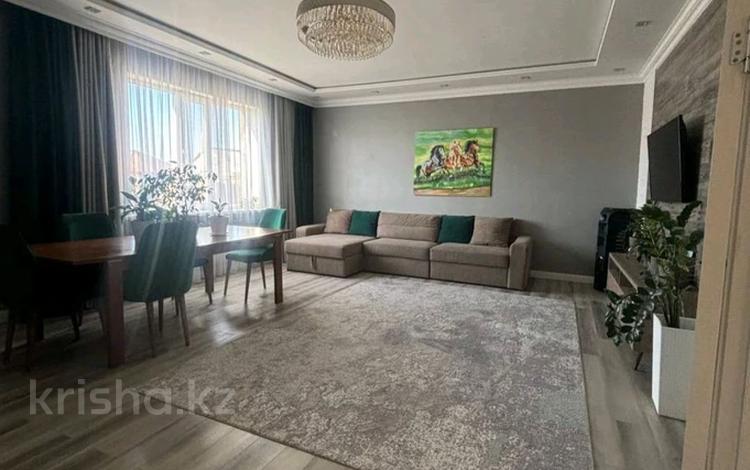 Отдельный дом · 4 комнаты · 200 м² · 10 сот., Туран — Красивый дом с большим участком, находится на пересечении улицы Абая. за 57 млн 〒 в Косшы — фото 5