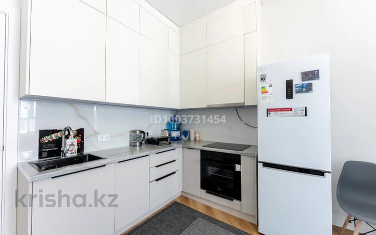 2-комнатная квартира · 43 м² · 8/9 этаж, Е-36 5 за 27.9 млн 〒 в Астане — фото 13