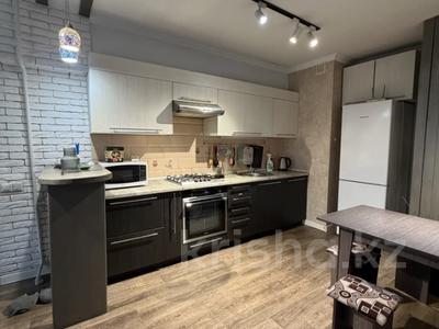 3-комнатная квартира · 70 м² · 3/7 этаж, Толе би за 350 000 ₸ в Алматы, Алмалинский р-н