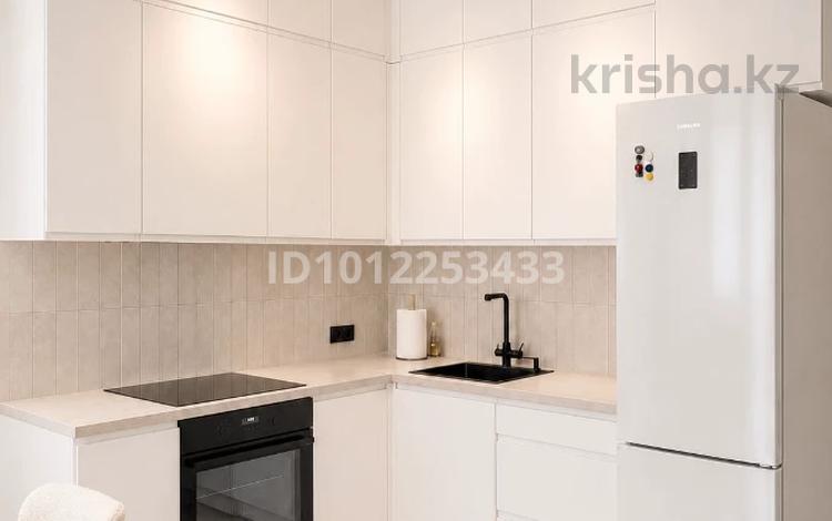 1-комнатная квартира · 43.8 м² · 8/10 этаж, Абулхайыр хана 51а за 25 млн ₸ в Атырау — фото 2