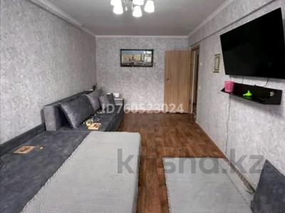 4-комнатная квартира · 80 м² · 1/6 этаж, Сатпаева 13/4 за 36 млн 〒 в Усть-Каменогорске, Ульбинский