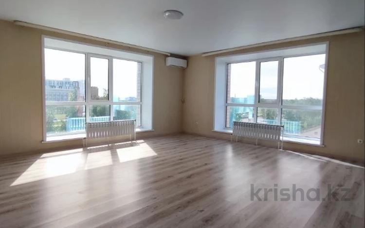 3-бөлмелі пәтер · 102.9 м² · 4/6 қабат, Юбилейный, бағасы: 45 млн ₸ в Костанае — фото 12