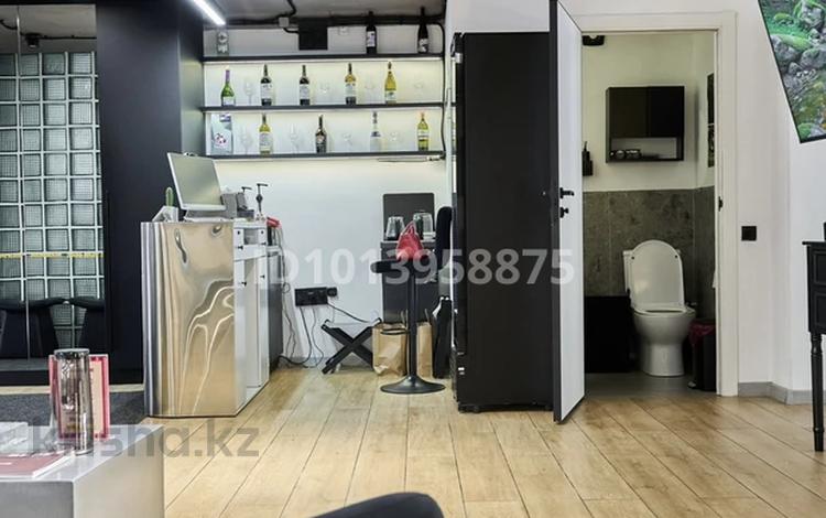 Салон красоты · 100 м², бағасы: 10 млн ₸ в Караганде, Казыбек би р-н — фото 2