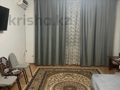 Тәулігіне пәтерлер в Жетысу обл.: 1-бөлмелі пәтер · 46 м² · 4/5 қабат, Тамшыбаева — Балапанова Тамшыбаева, бағасы: 12 000 〒 1-бөлмелі пәтер · 46 м² · 4/5 қабат, Тамшыбаева — Балапанова Тамшыбаева, бағасы: 12 000 〒 в Талдыкоргане, мкр Болашак